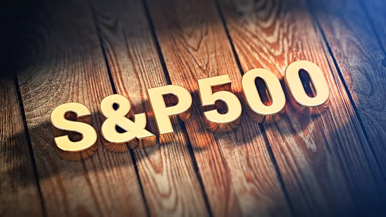 The S&p A Guide to S&P 500 Derivatives and Products | Value The Markets